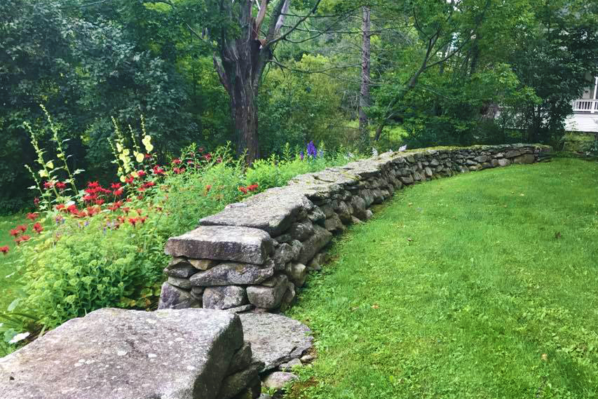 Backyard Freestanding Wall Vermont Landscaping & Stonework